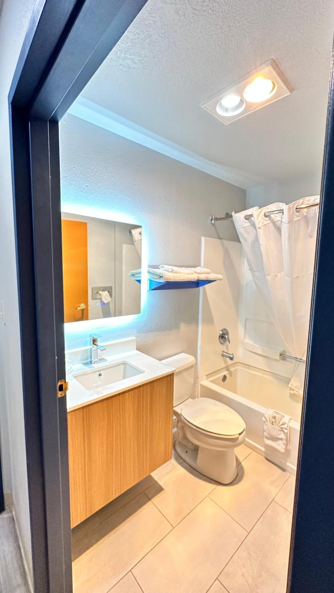 Microtel Inn & Suites By Wyndham Gallup - Pet Friendly Exterior photo