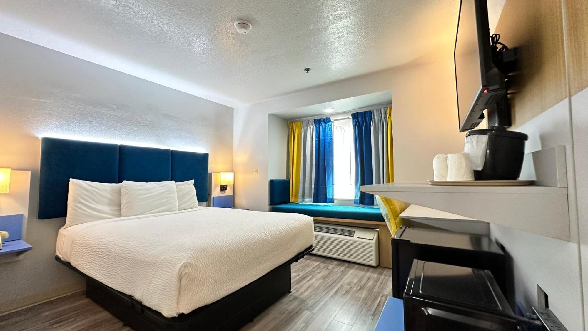 Microtel Inn & Suites By Wyndham Gallup - Pet Friendly Exterior photo