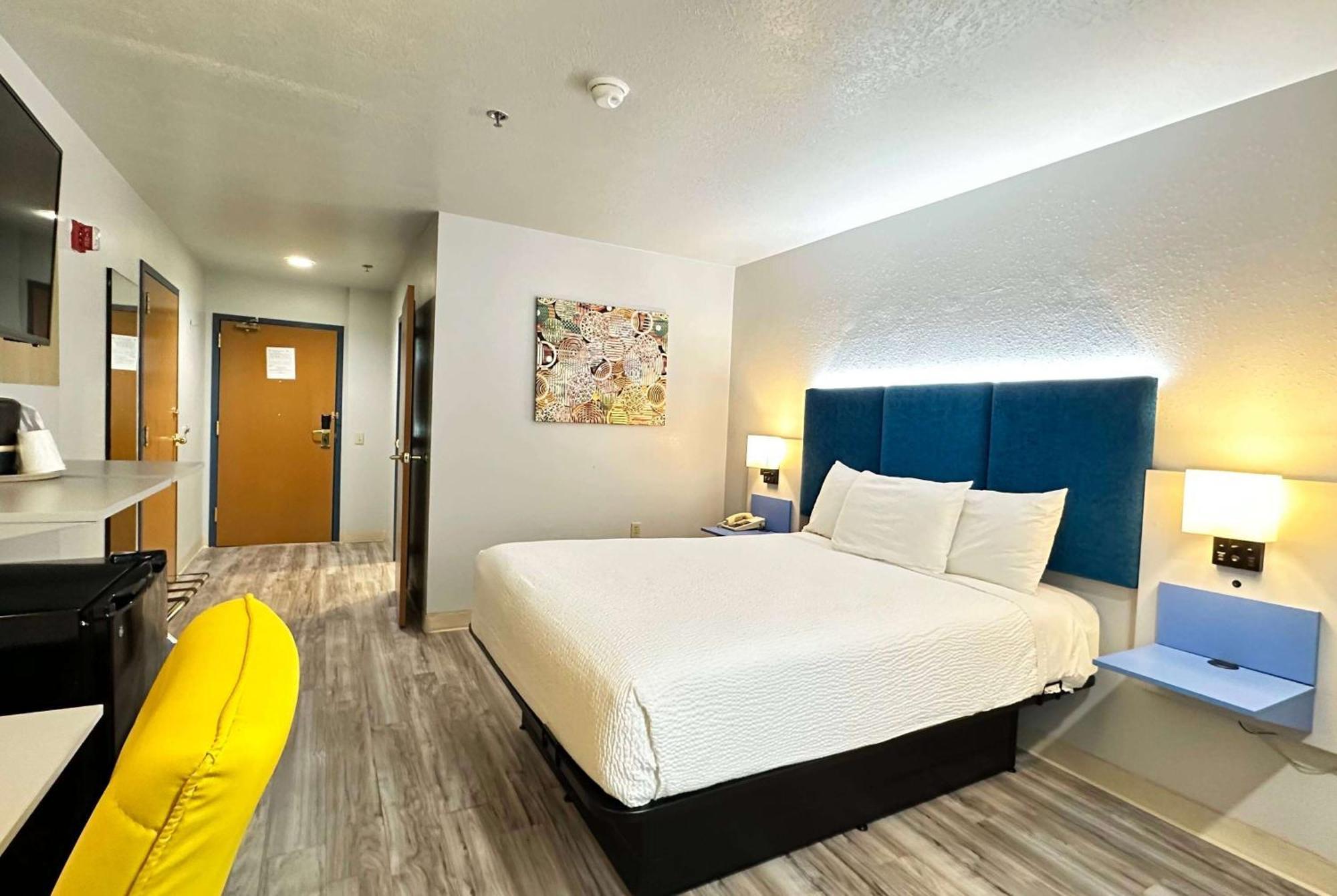 Microtel Inn & Suites By Wyndham Gallup - Pet Friendly Exterior photo